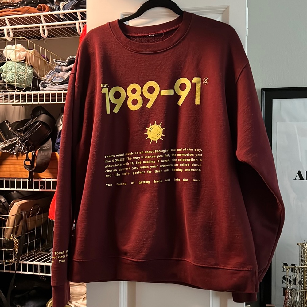 ALY & AJ | Tour Crewneck Champion Sweater Size XL